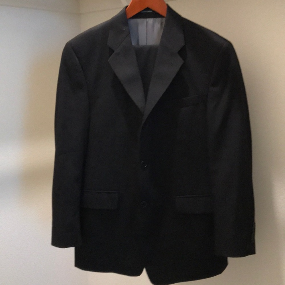 Calvin Klein Black modern suit